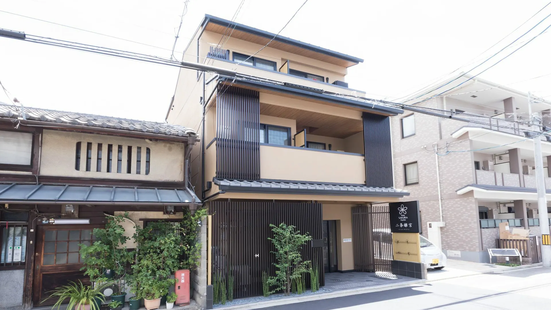 Stay Sakura Kyoto Nijo Rikyu Apartahotel
