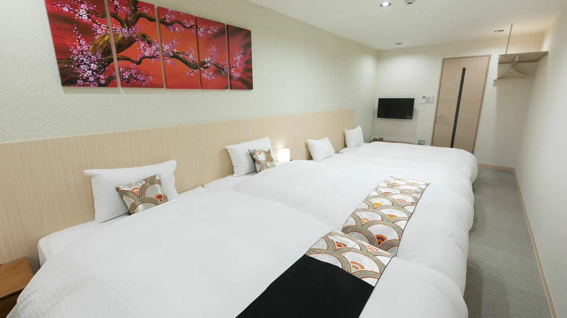 Stay Sakura Kyoto Nijo Rikyu Apartahotel